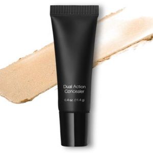 LIGHT/MEDIUM DUAL ACTION CONCEALER CORRECTS AND IMPROVES SKIN TEXTURE FROM MUA!!
